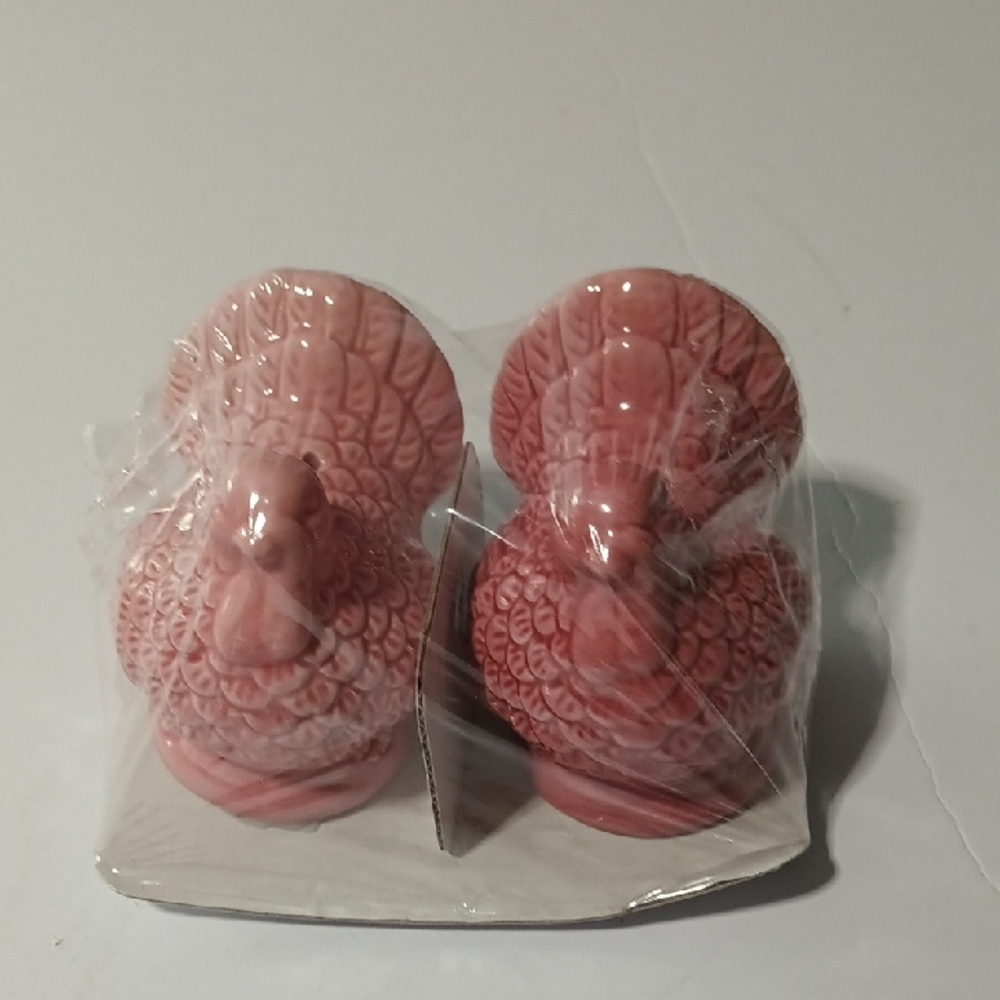 Target Bullseye Pink Turkey Shaker Set Discontinued 2024